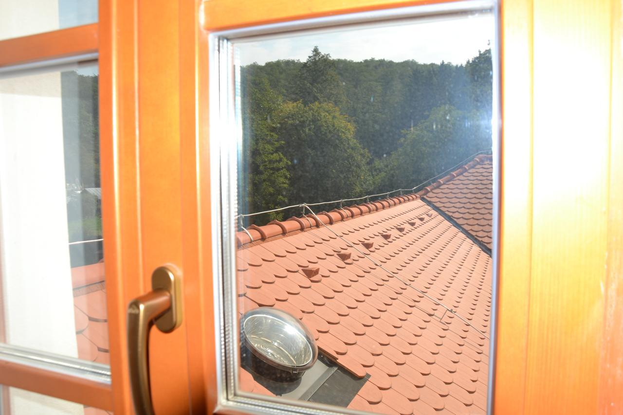 Hotel Podskalni Mlyn Ostopovice Zimmer foto
