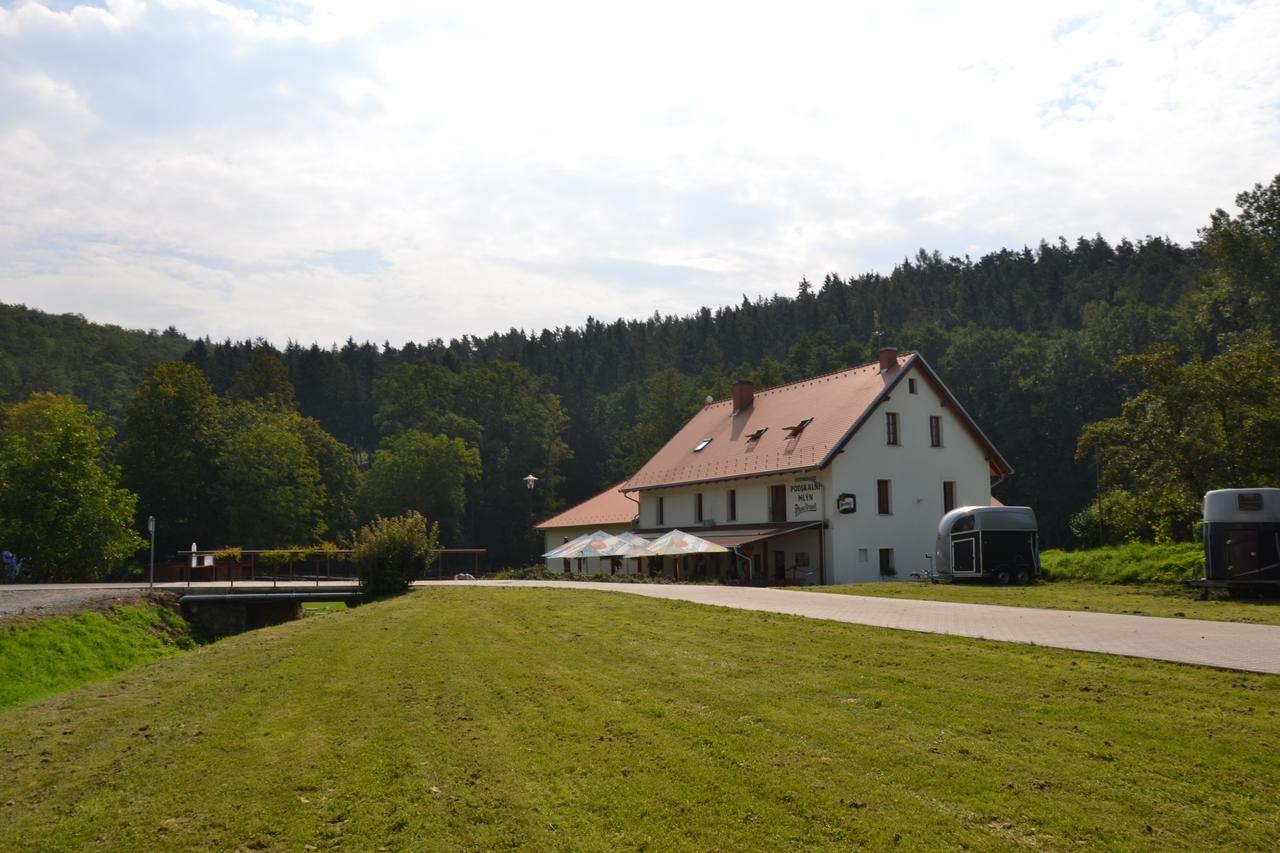 Hotel Podskalni Mlyn Ostopovice Exterior foto